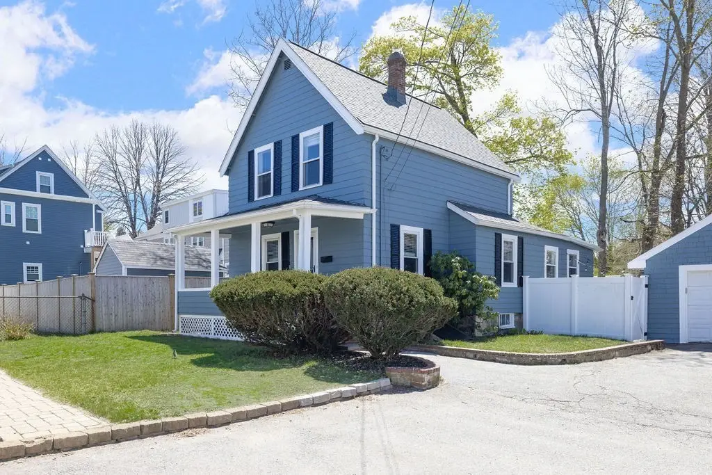 3 Ainsworth Pl, Melrose, MA 02176 - #1