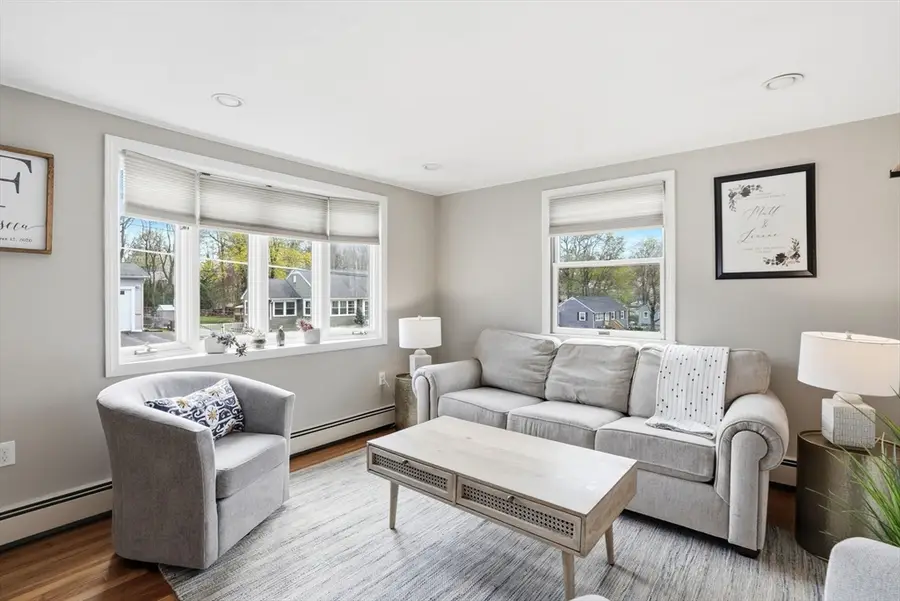 11 Roseen Ave, Weymouth, MA 02188 - #2