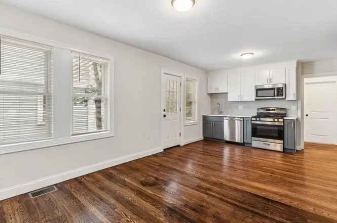 183 Whitwell St, Quincy, MA 02169 - #3