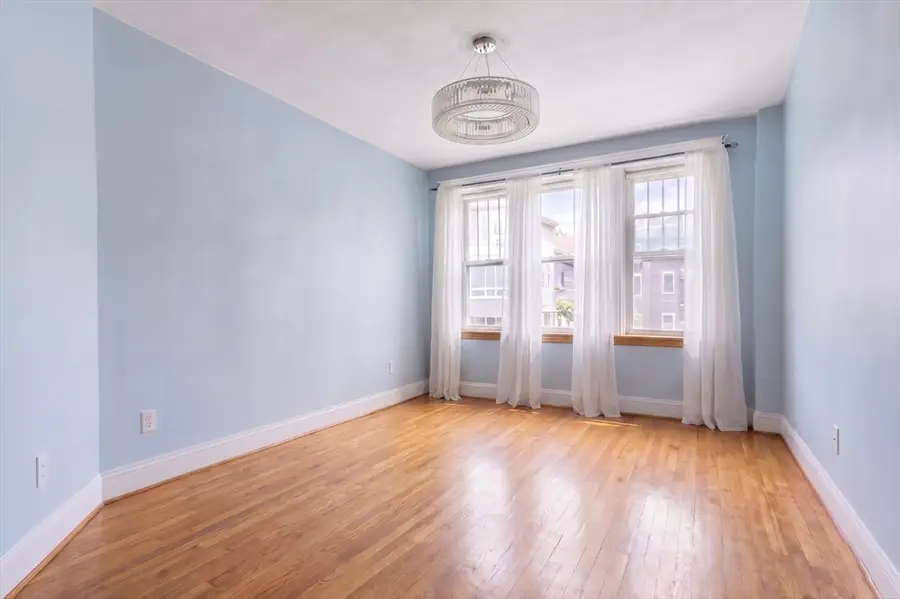 21 Sutherland Rd #6, Boston, MA 02135 - #2