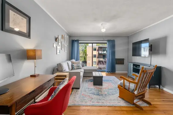 5 Linda Ln #3-4, Boston, MA 02125