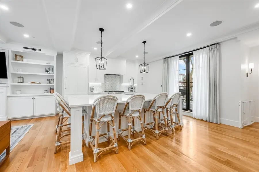 799 E 3rd St #2, Boston, MA 02127 - #3