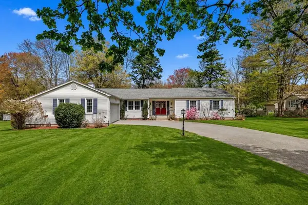 93 Wyndward Road, Longmeadow, MA 01106