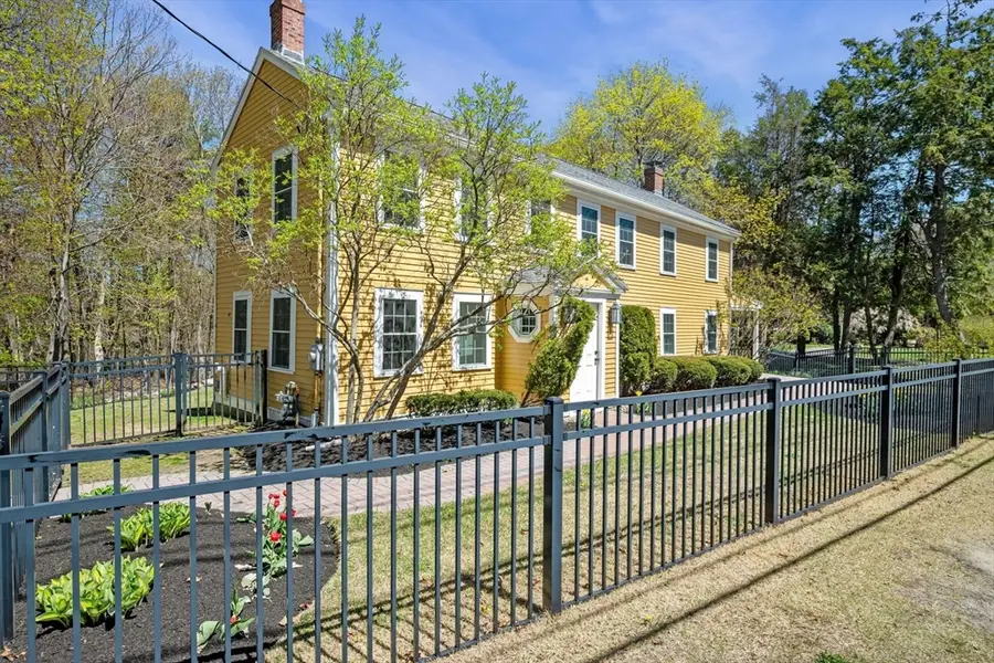 1 Chestnut St, North Reading, MA 01864 - #2