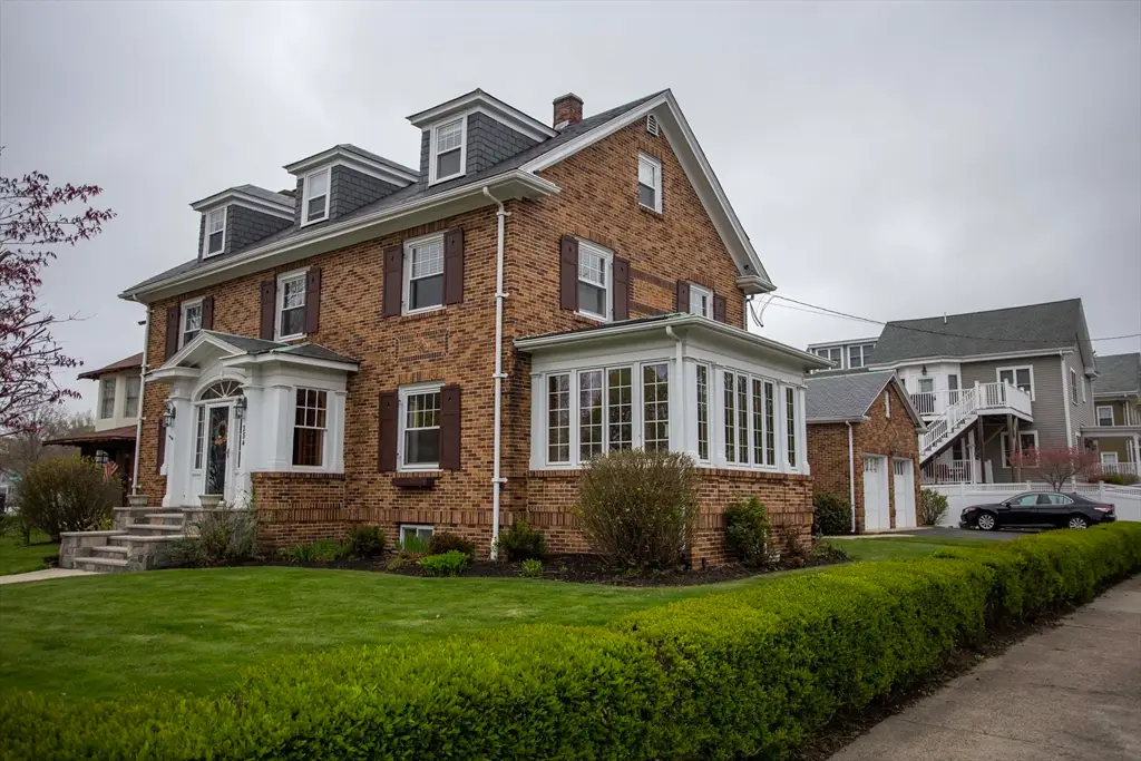 284 Main St, Wakefield, MA 01880 - #1