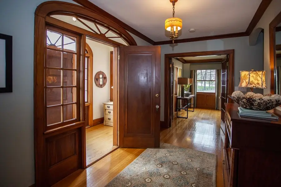 284 Main St, Wakefield, MA 01880 - #3