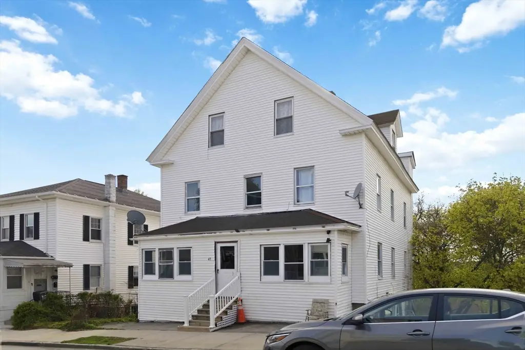 43 Orient St, Worcester, MA 01604 - #1