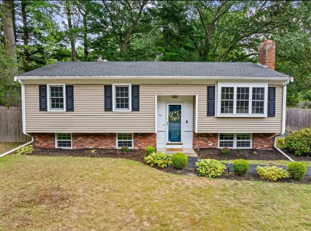 36 Mayflower St, Kingston, MA 02364 - #1