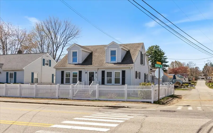 648 Mast Rd., Pinardville, NH 03102 - #2