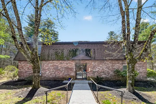 15 Lawrence Rd #22, Rowley, MA 01969