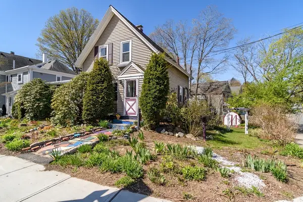 128 N Main St, Natick, MA 01760