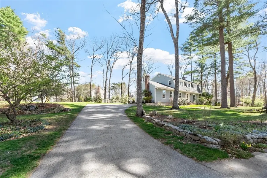 4 White Pine Drive, Georgetown, MA 01833 - #3