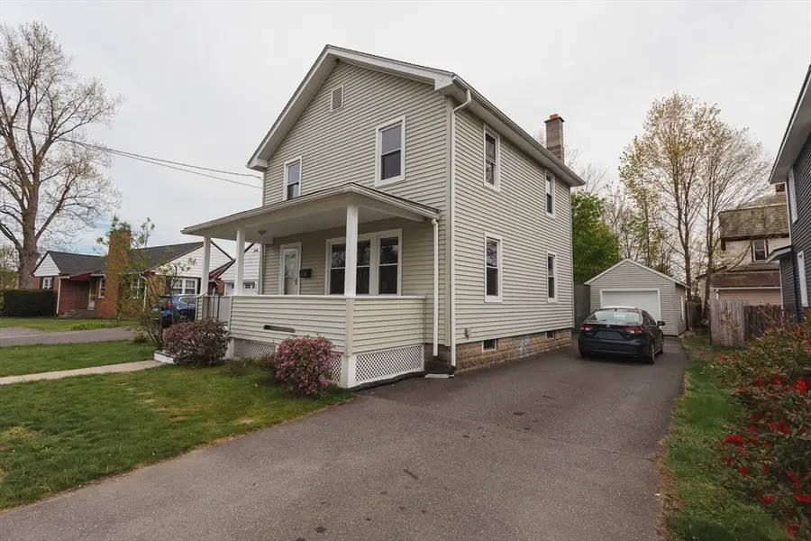 208 Silver St, Greenfield, MA 01301 - #3