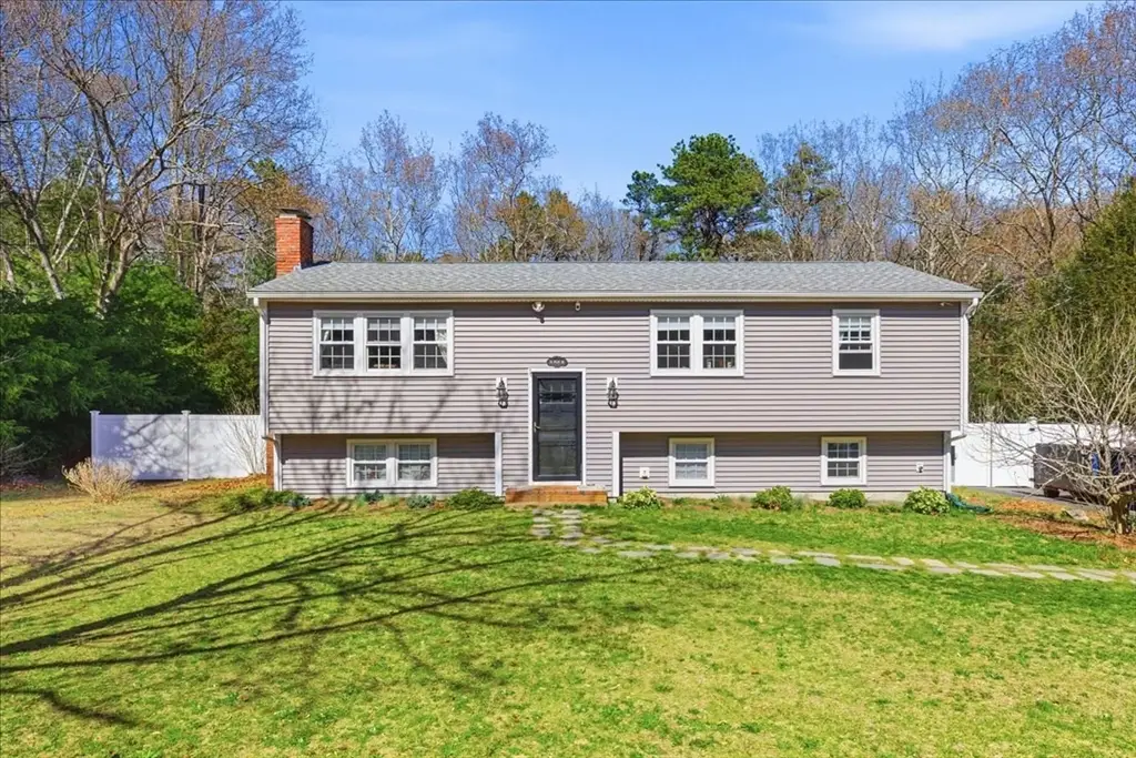 53 Colby Dr, Halifax, MA 02338 - #1