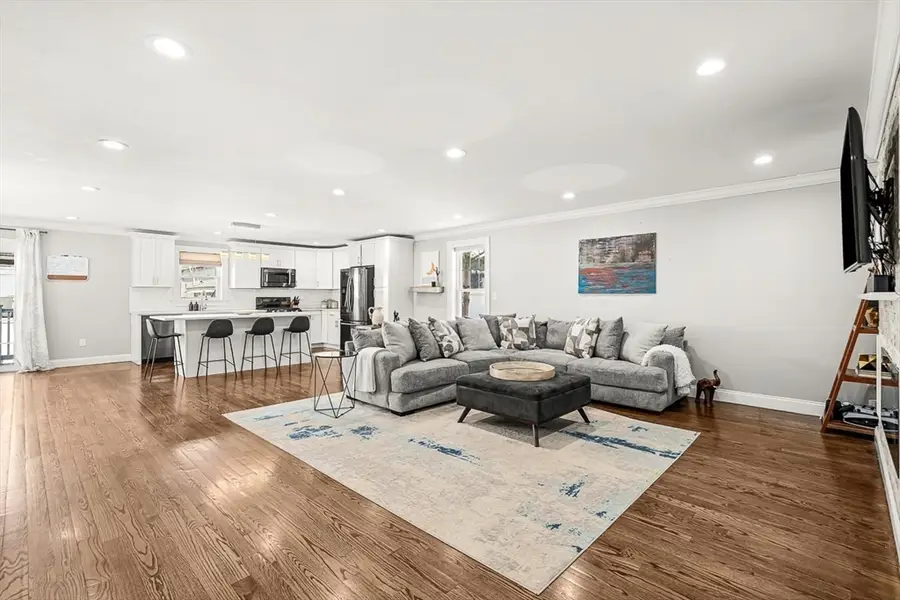 360 Lynn St, Malden, MA 02148 - #3