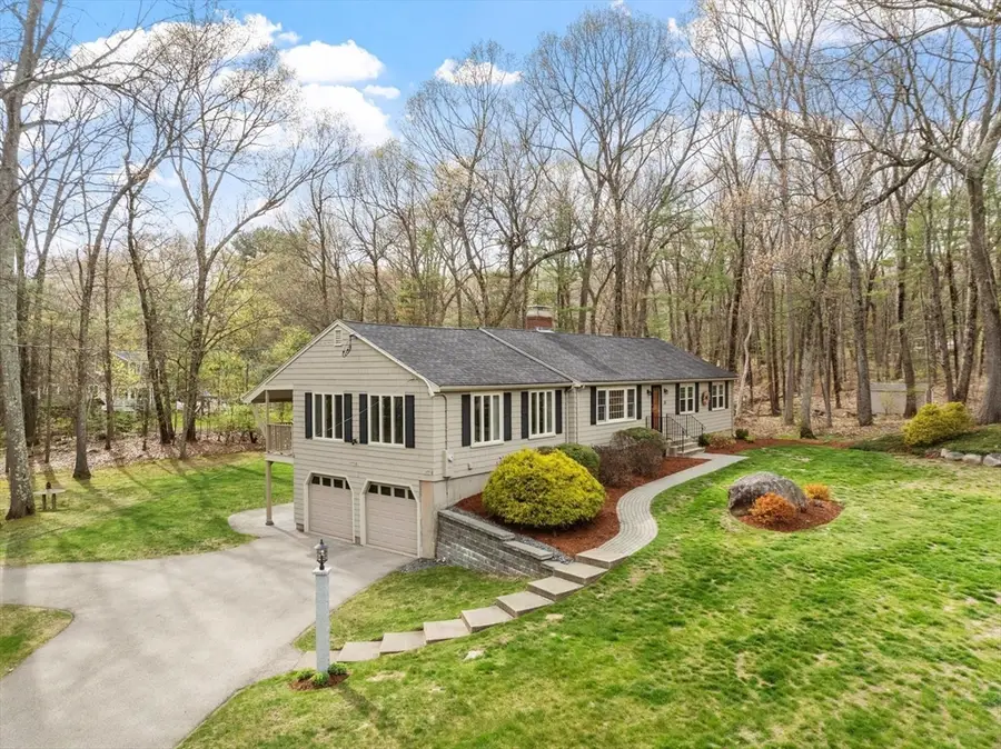 19 Hitchin Post Rd, Chelmsford, MA 01824 - #3
