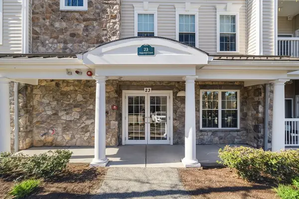 23 Augustus Court #4003, Reading, MA 01867