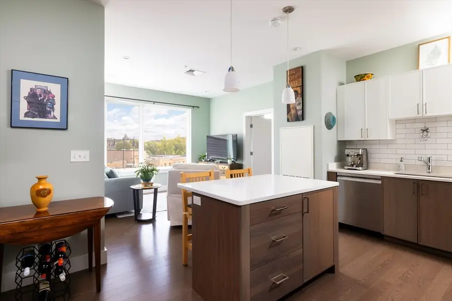 20 Taft Hill Park #5, Boston, MA 02131 - #3