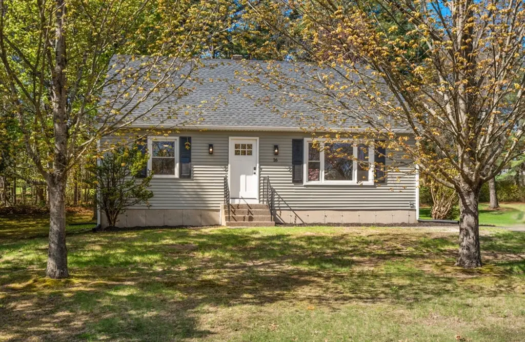 16 Picard Cir, Easthampton, MA 01027 - #1