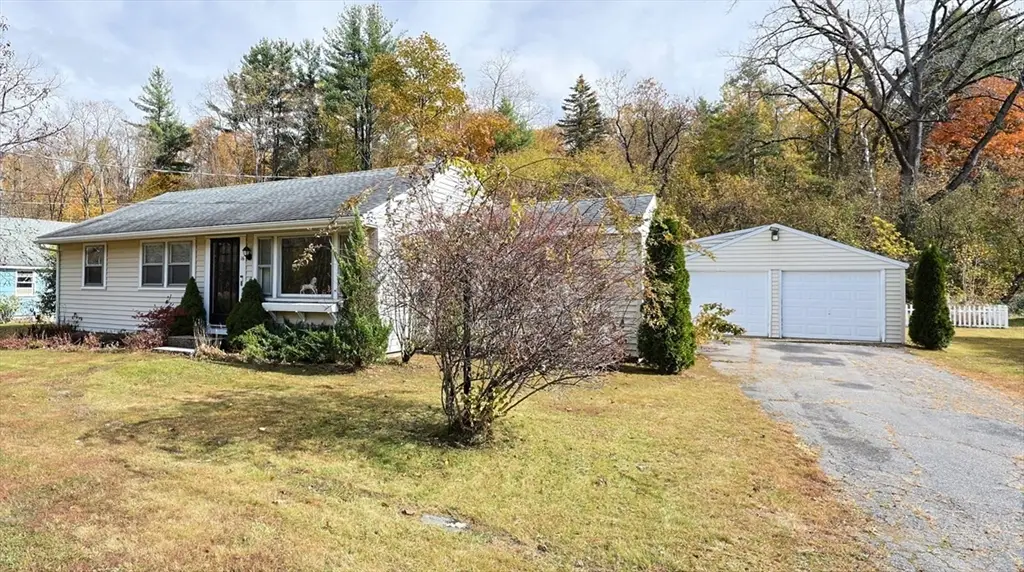 16 E New Lenox Rd, Lenox, MA 01240 - #1