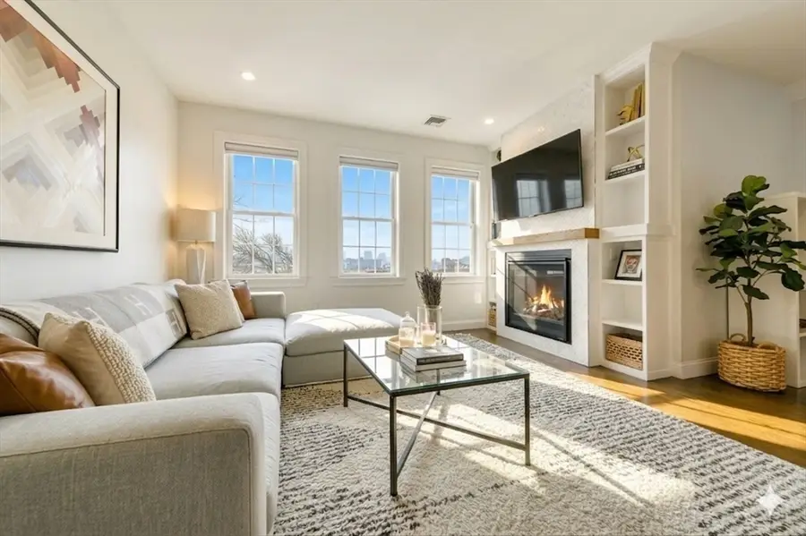 27 Suffolk St #2, Chelsea, MA 02150 - #2