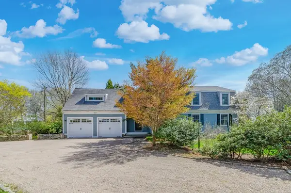 769 Dartmouth St, Dartmouth, MA 02748