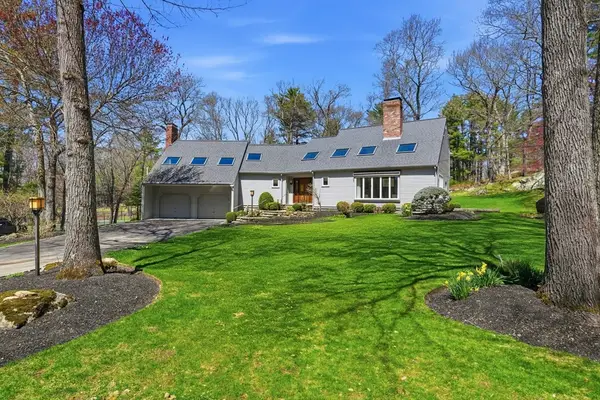 119 Lazell St, Hingham, MA 02043