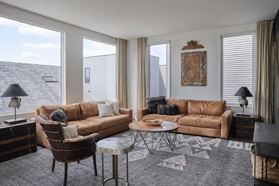 515 E 1st #8, Boston, MA 02127 - #3