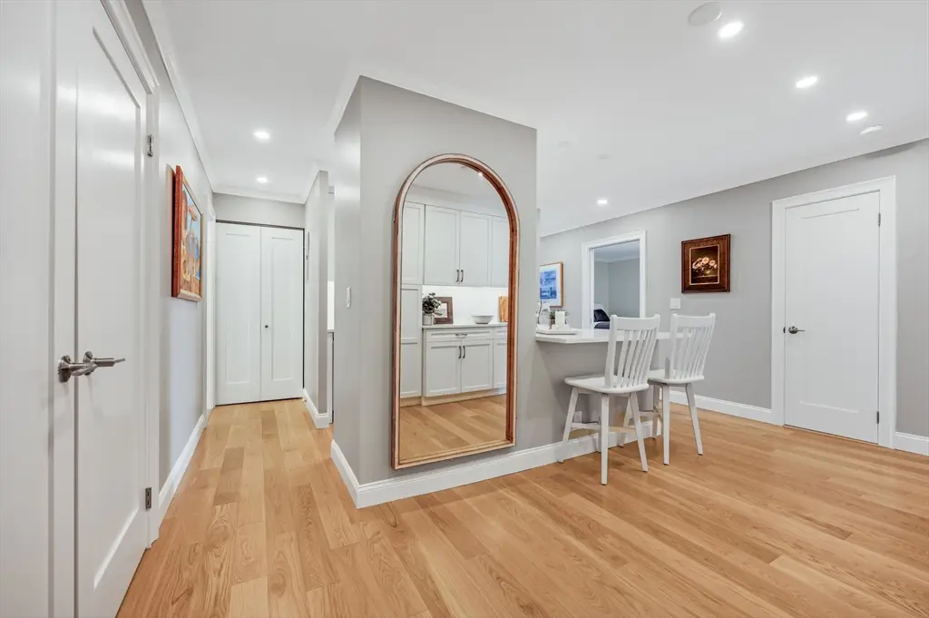 85 E India Row #34G, Boston, MA 02110 - #1