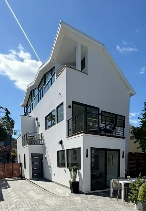 131 Charles Street #R, Cambridge, MA 02141