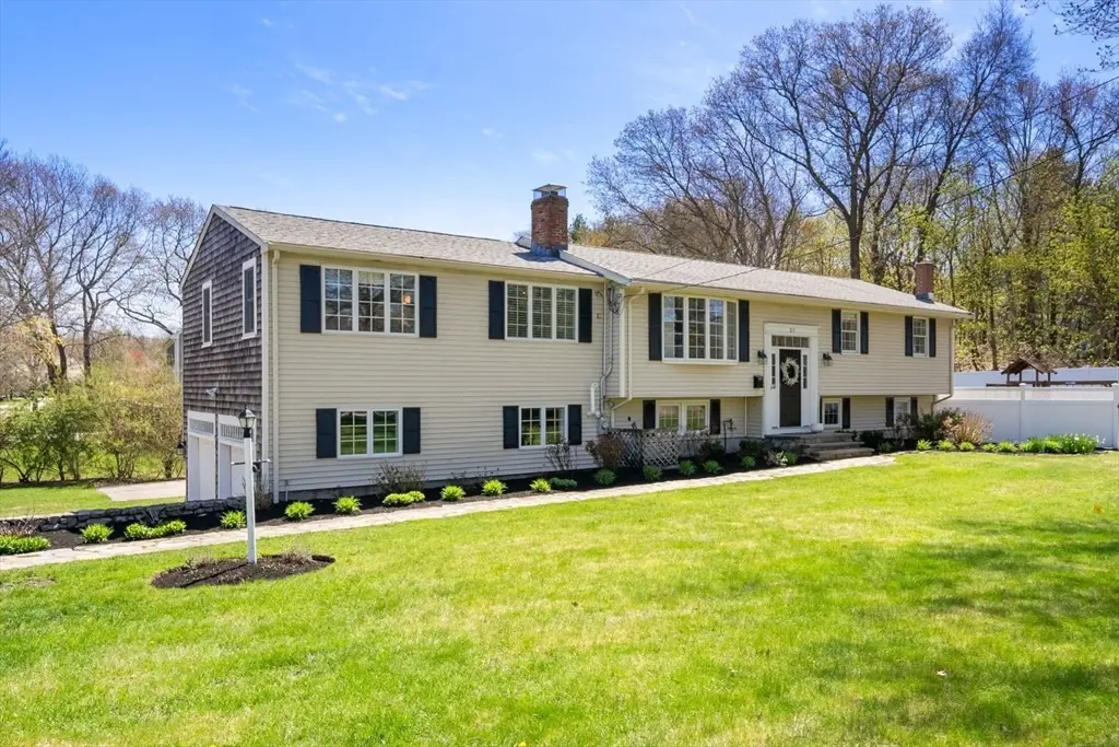 21 French St, Hingham, MA 02043 - #1