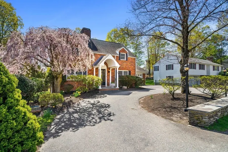 346 Albion St., Wakefield, MA 01880 - #2