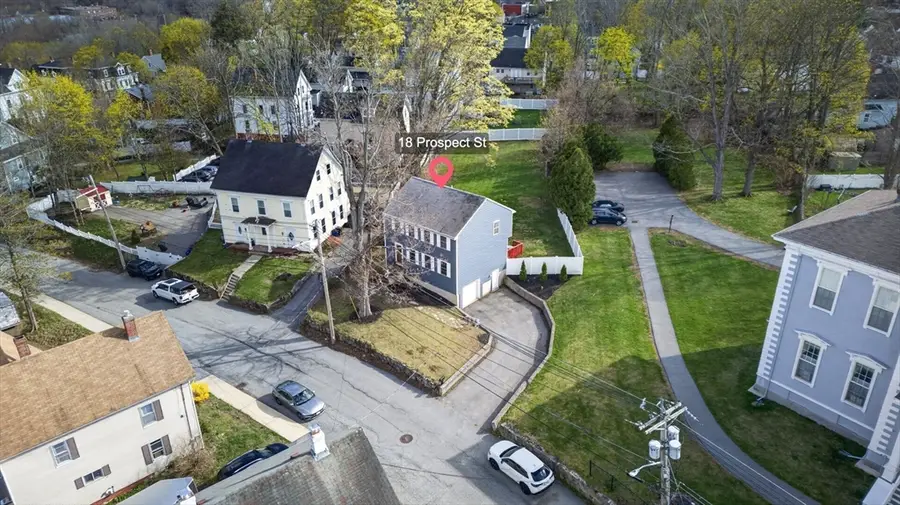 18 Prospect St, Amesbury, MA 01913 - #2