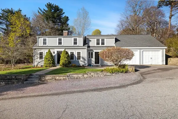 23 Mayflower Ln, Duxbury, MA 02332