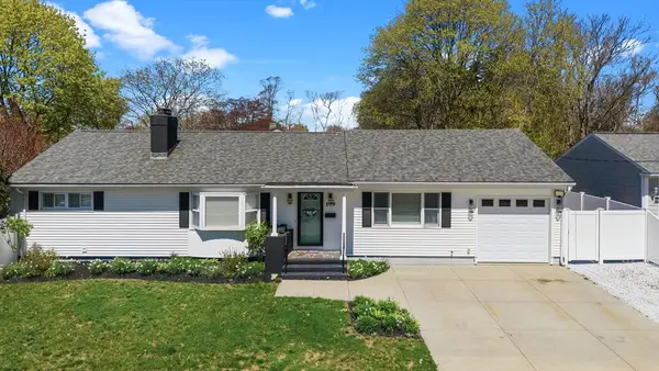 209 Nemasket St, New Bedford, MA 02740