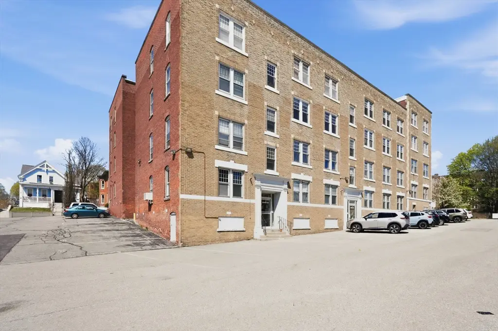 4 Chatham Place #3, Worcester, MA 01601 - #1