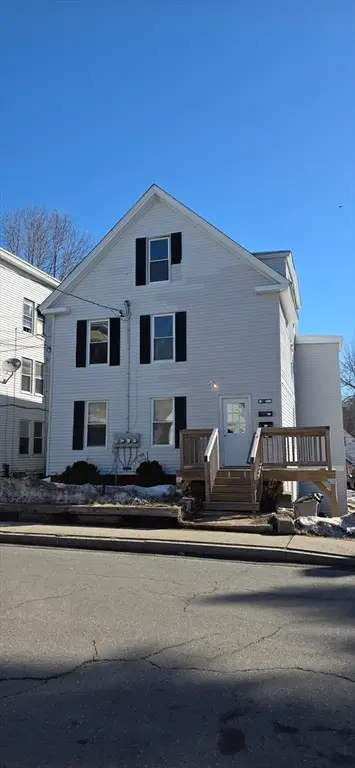 274 Pleasant St, Gardner, MA 01440