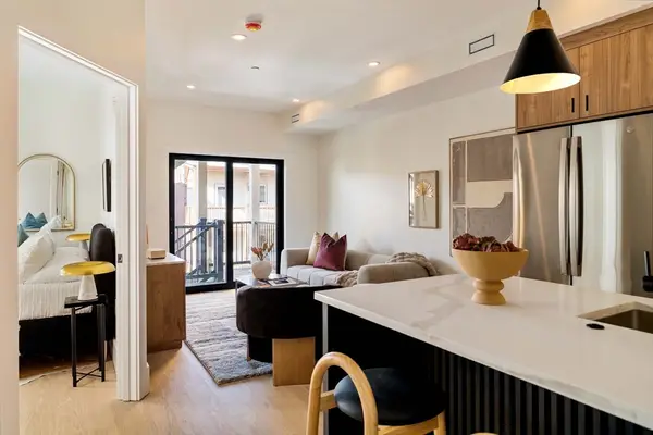 246 Bremen St #1, Boston, MA 02128