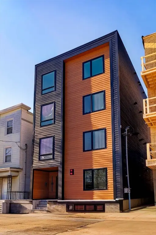 246 Bremen St #1, Boston, MA 02128 - #2