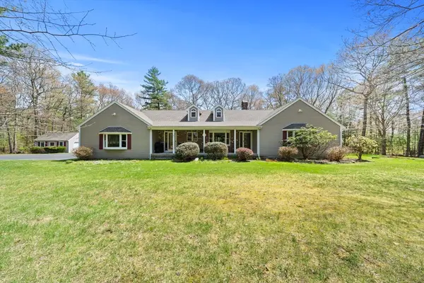 1 Katies Way, Lakeville, MA 02347