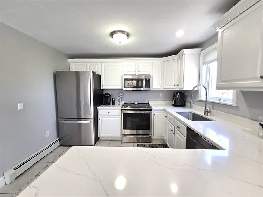 27 Middlesex Ave, Worcester, MA 01604 - #3