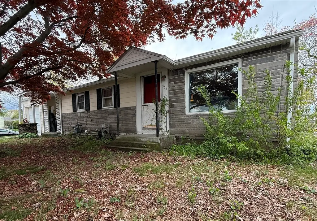 535 Prospect St, Chicopee, MA 01020 - #1