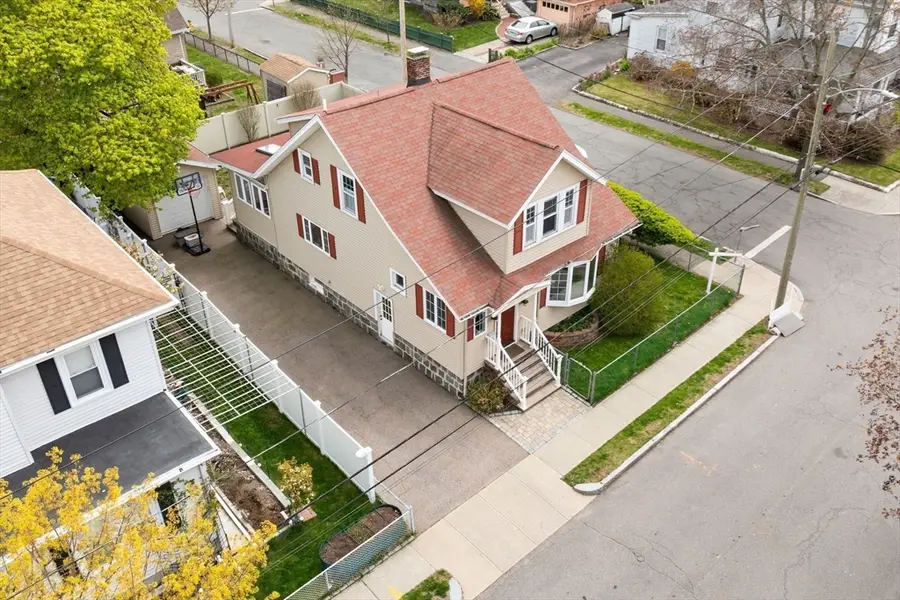 69 Bromfield St, Quincy, MA 02170 - #3