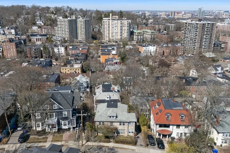 79 Winthrop Road, Brookline, MA 02445 - #3