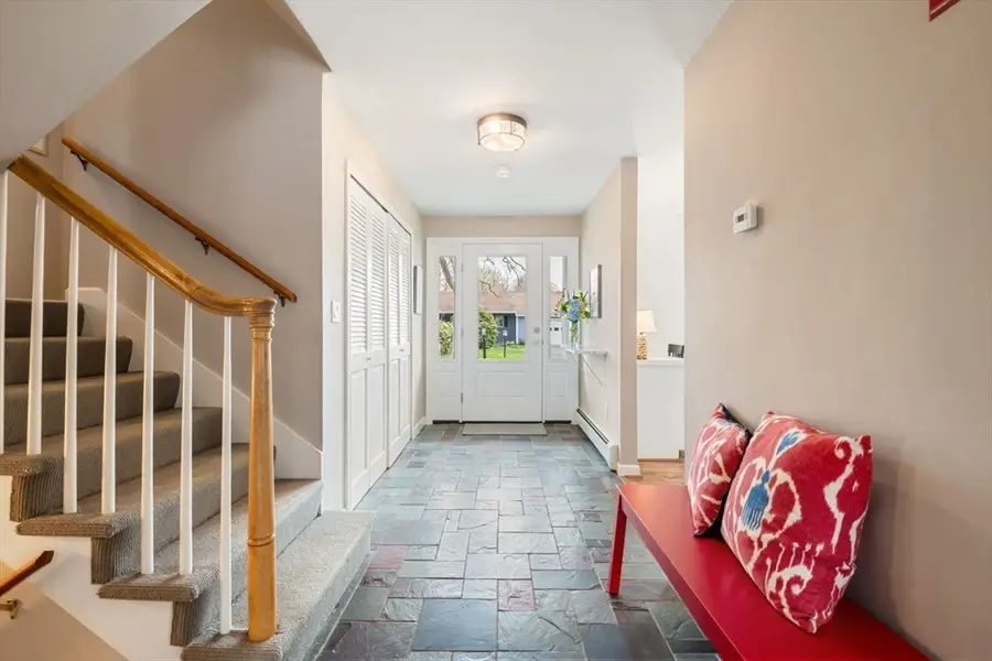 8 Marbee Rd, Rockport, MA 01966 - #3