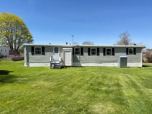 36 Lawrence Ct., Tiverton, RI 02878