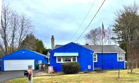44 Wilson Ave, Chicopee, MA 01013