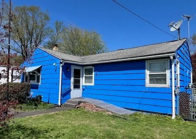 44 Wilson Ave, Chicopee, MA 01013 - #2