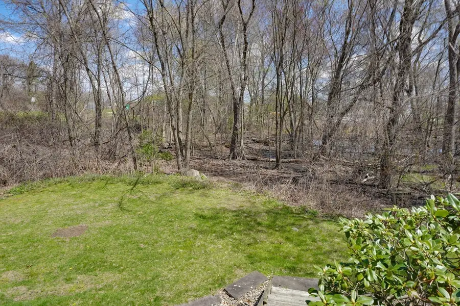3 Elizabeth Ave, Burlington, MA 01803 - #2
