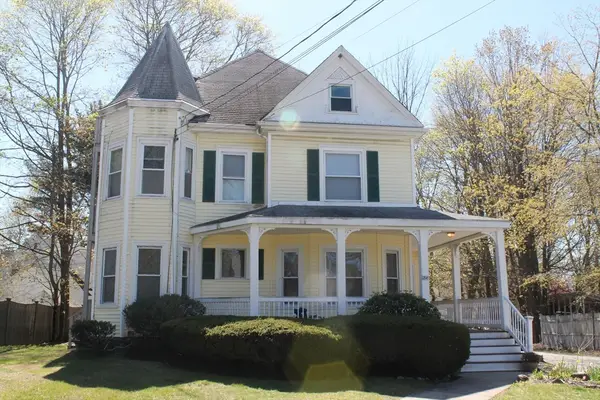 298 Woburn St, Reading, MA 01867